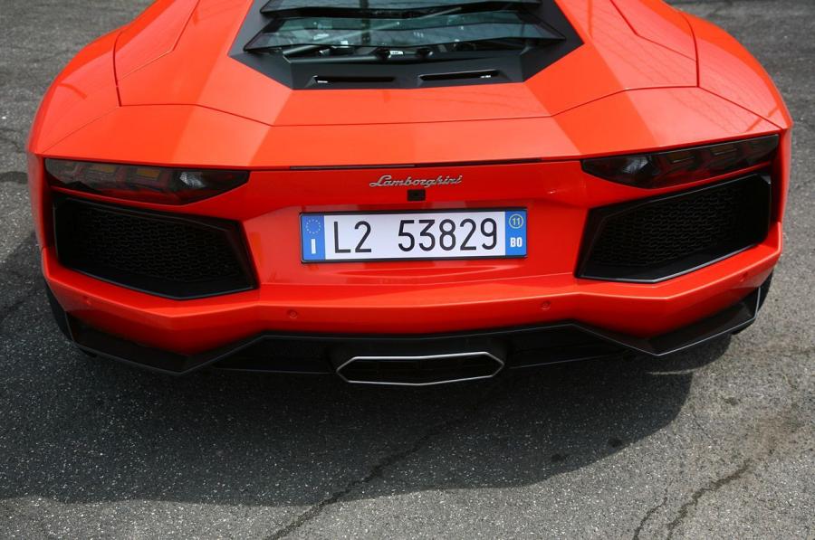  Lamborghini Aventador LP700-4 2011 года  (фото 97 из 204)